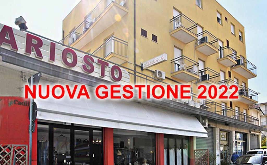 Hotel Ariosto Rímini Exterior foto